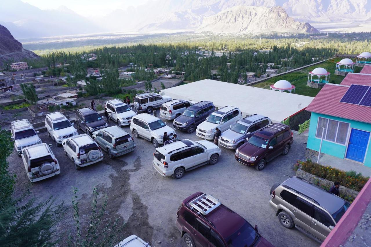 Hotel Mountain Lodge سكردو المظهر الخارجي الصورة